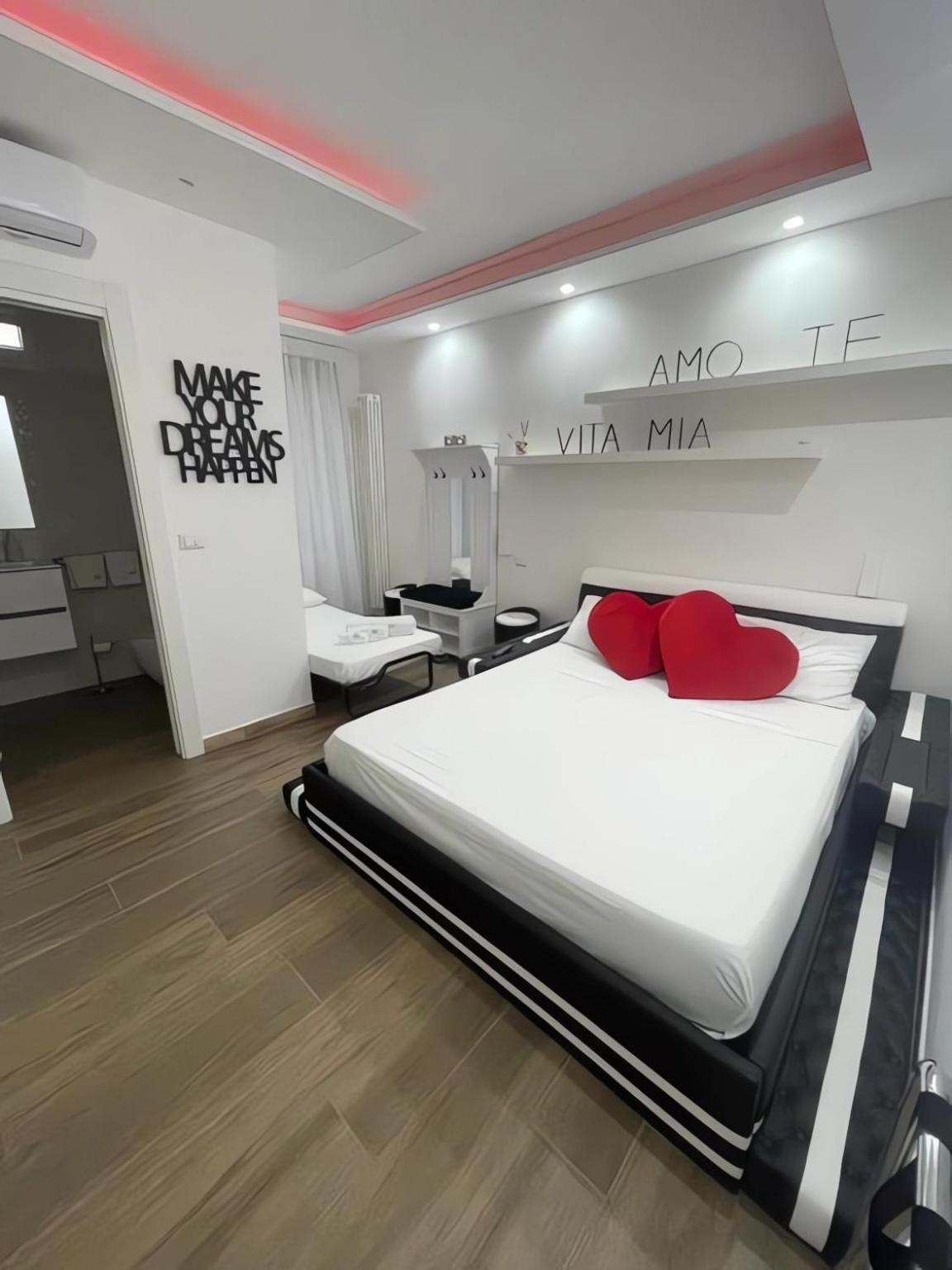Due Cuori Suite Bari Ngoại thất bức ảnh